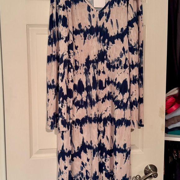 Saint & Sophia Hanna Plisse Dress Tye-Dye - Picture 6 of 6